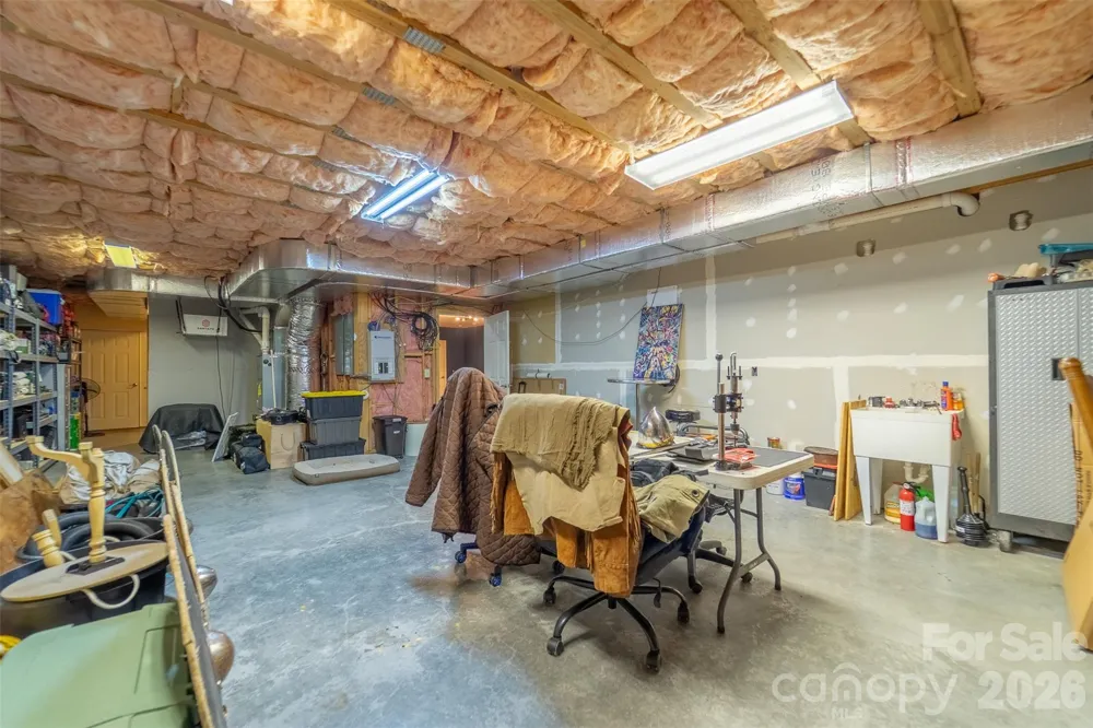 1838 Coman Road Franklin, NC 28734