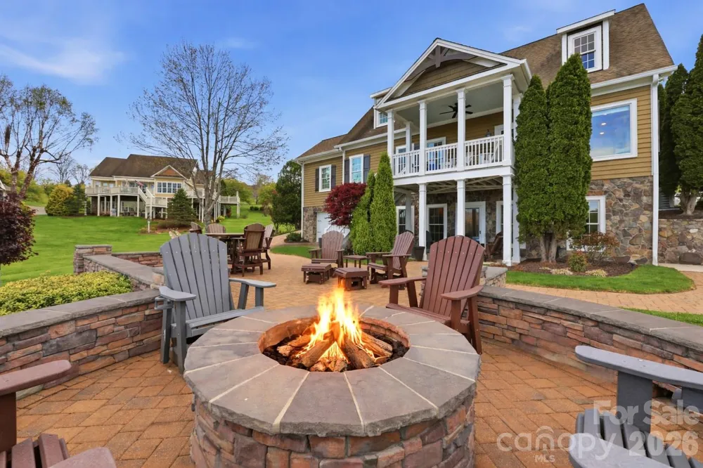 138 Turnberry Court #9 Jefferson, NC 28640