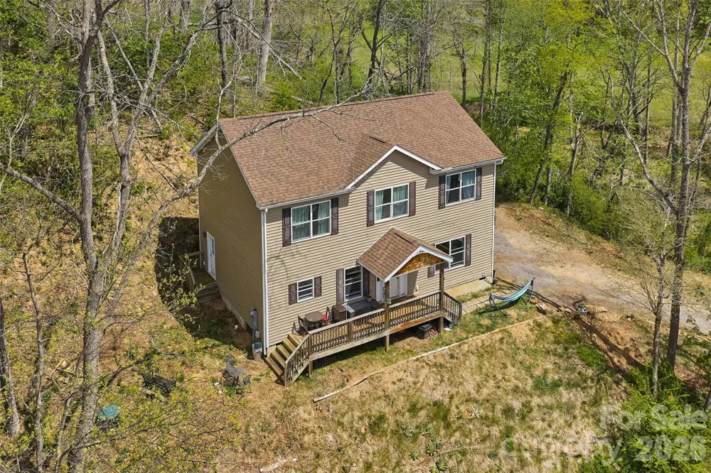 26 Brigman Road Weaverville, NC 28787