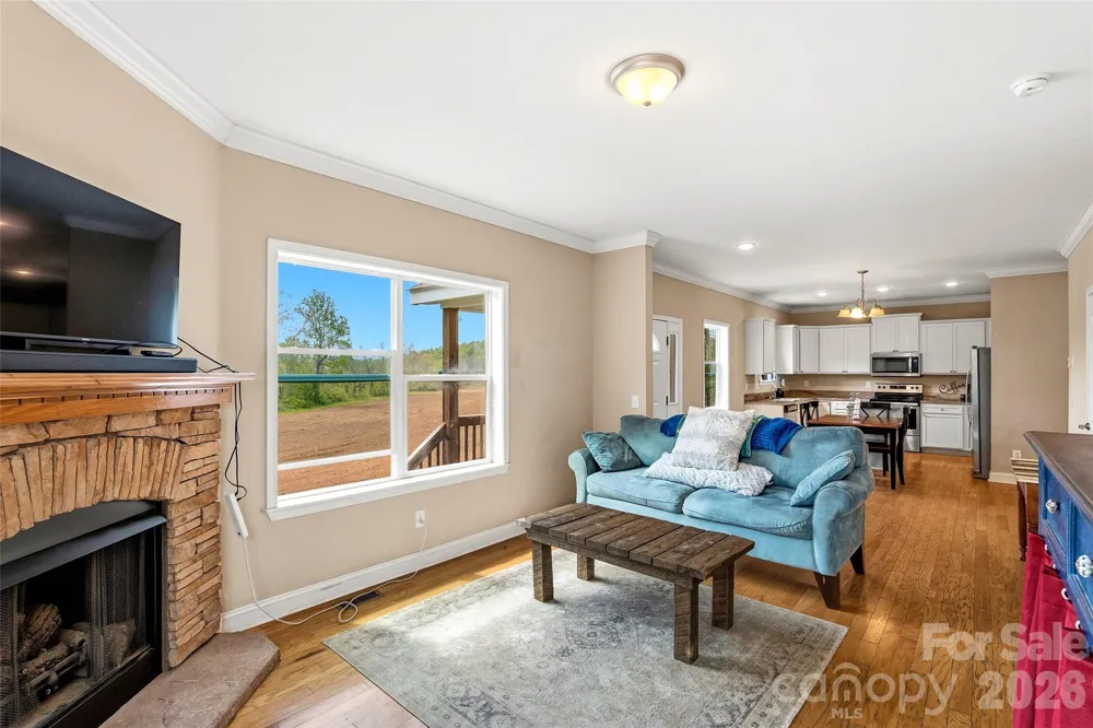 26 Brigman Road Weaverville, NC 28787