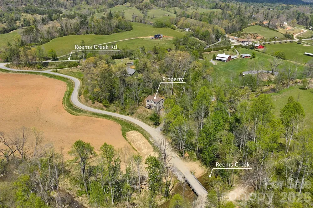 26 Brigman Road Weaverville, NC 28787