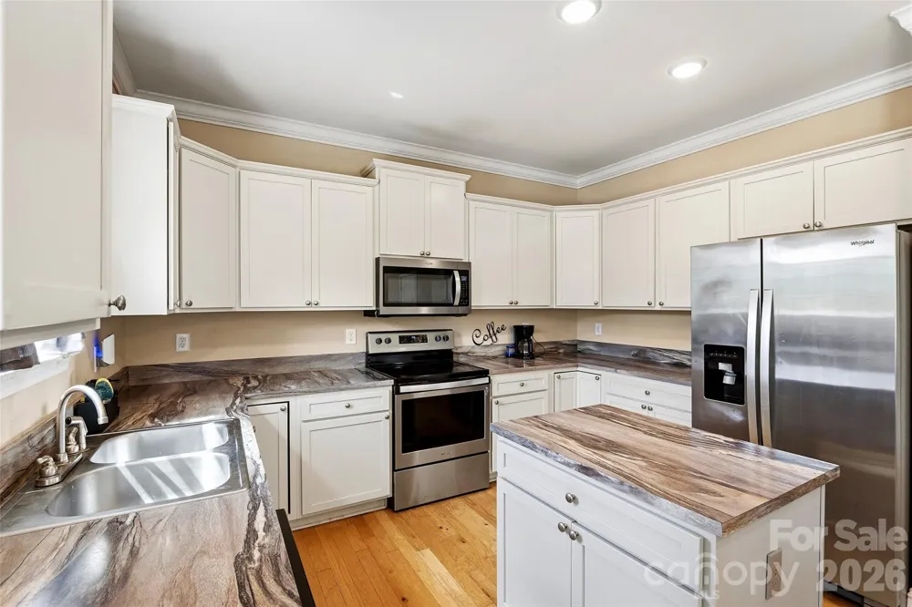 26 Brigman Road Weaverville, NC 28787