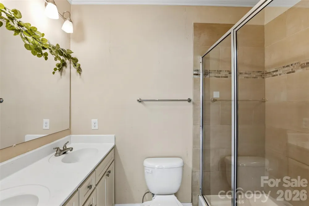26 Brigman Road Weaverville, NC 28787