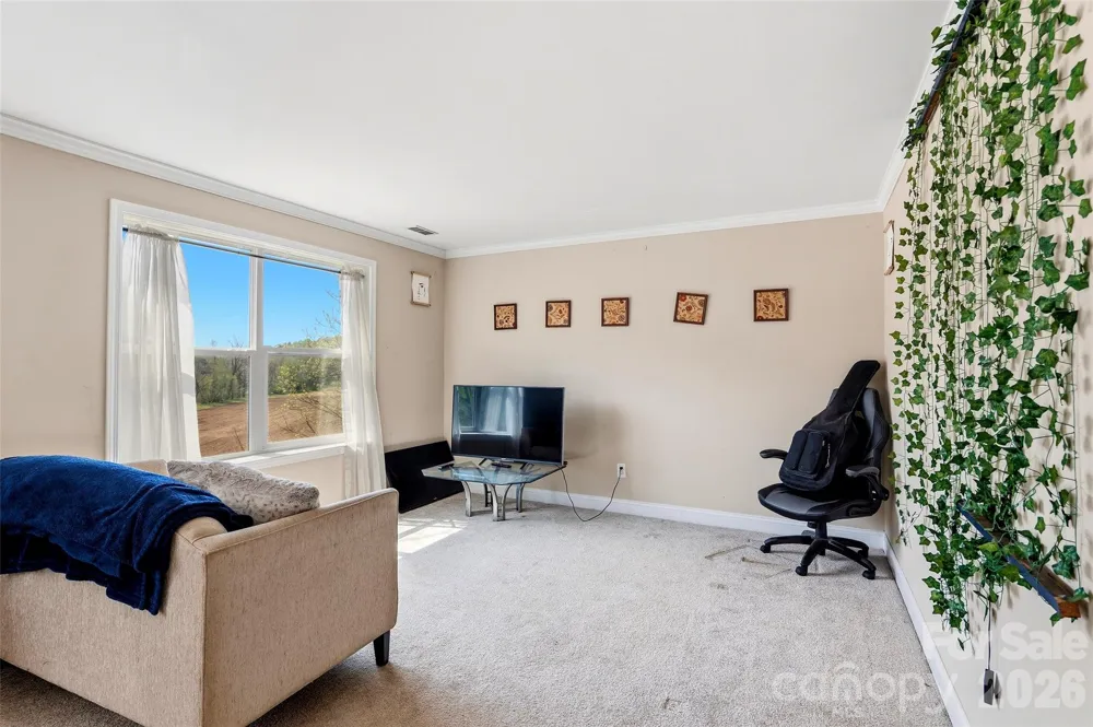 26 Brigman Road Weaverville, NC 28787