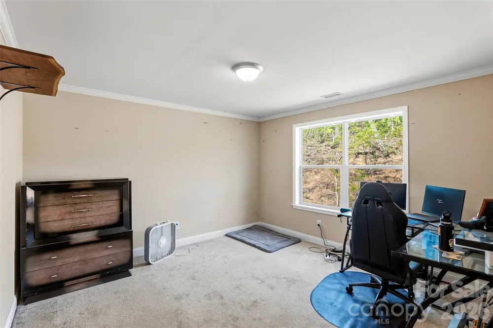 26 Brigman Road Weaverville, NC 28787