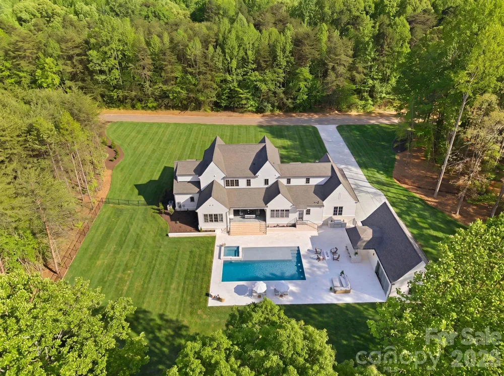 3035 Maple Way Drive Davidson, NC 28036