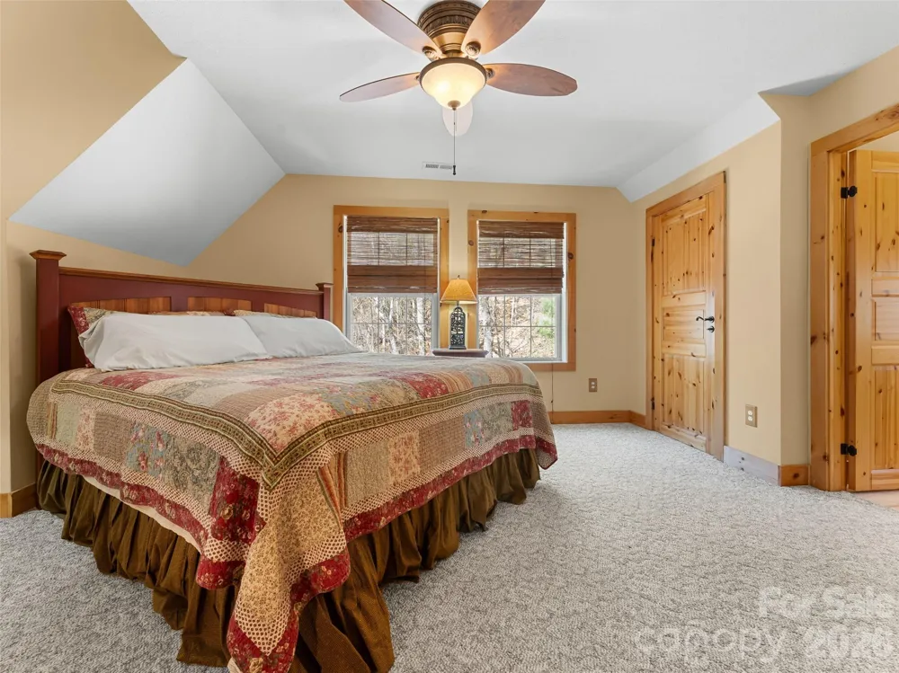 462 Deep Woods Lane Saluda, NC 28773
