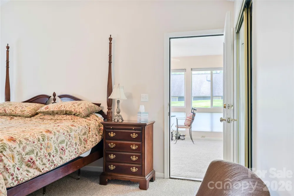 47 Barn Owl Way Hendersonville, NC 28792