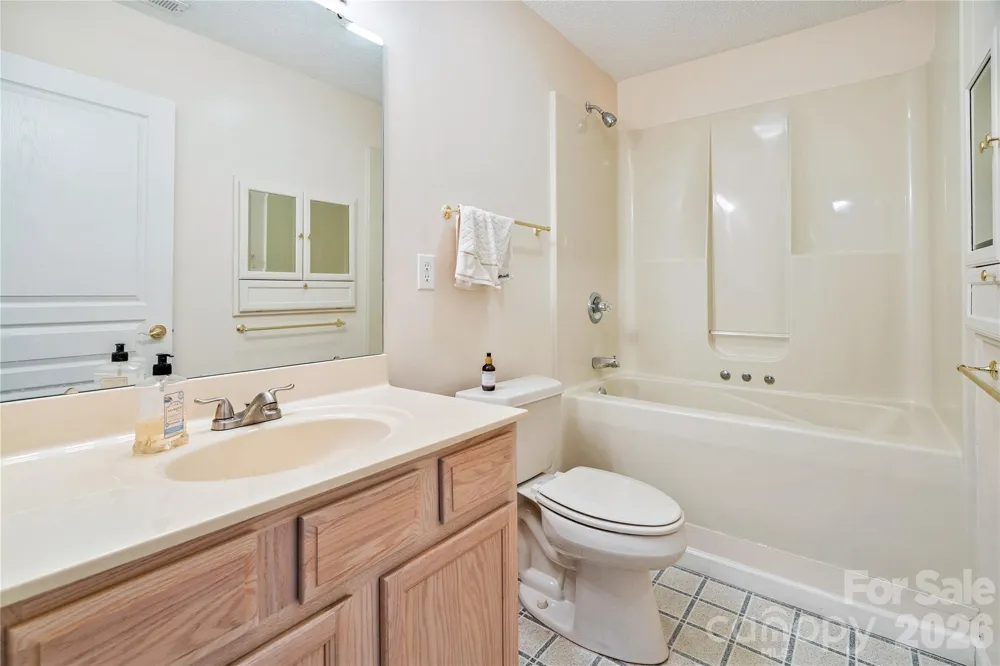 47 Barn Owl Way Hendersonville, NC 28792