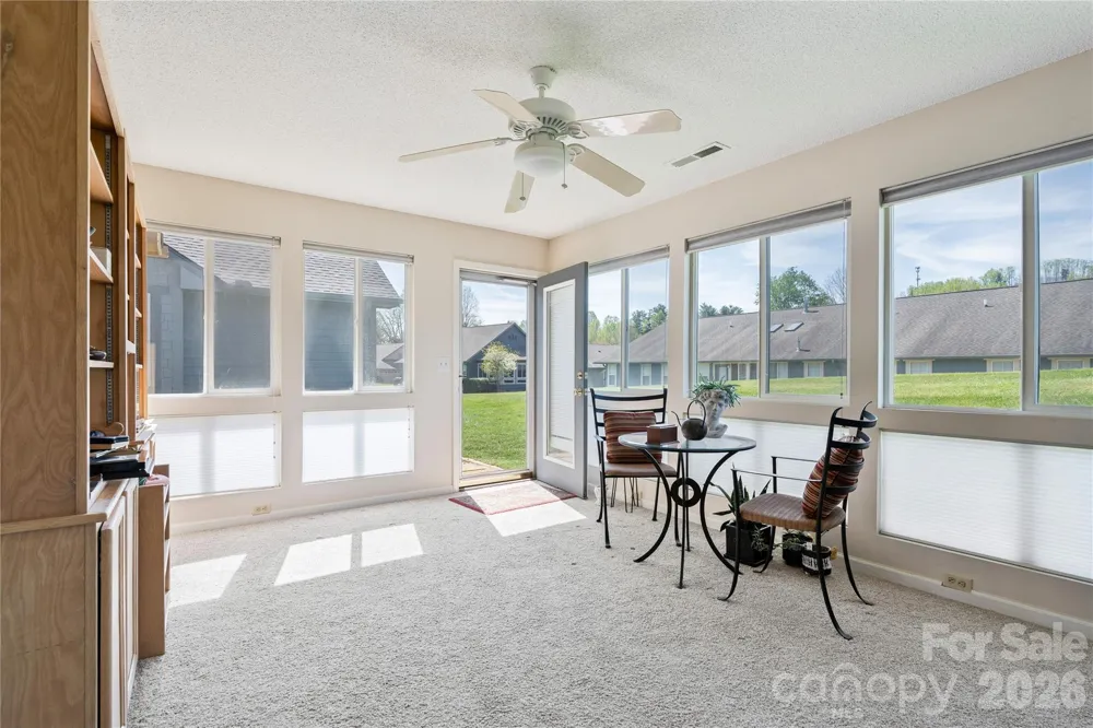 47 Barn Owl Way Hendersonville, NC 28792