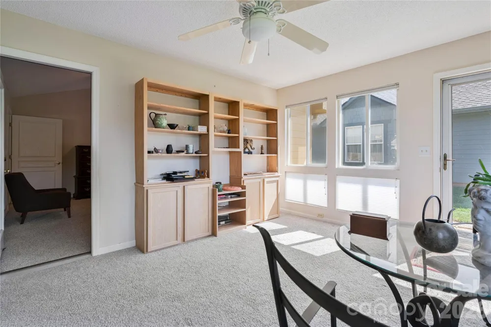 47 Barn Owl Way Hendersonville, NC 28792