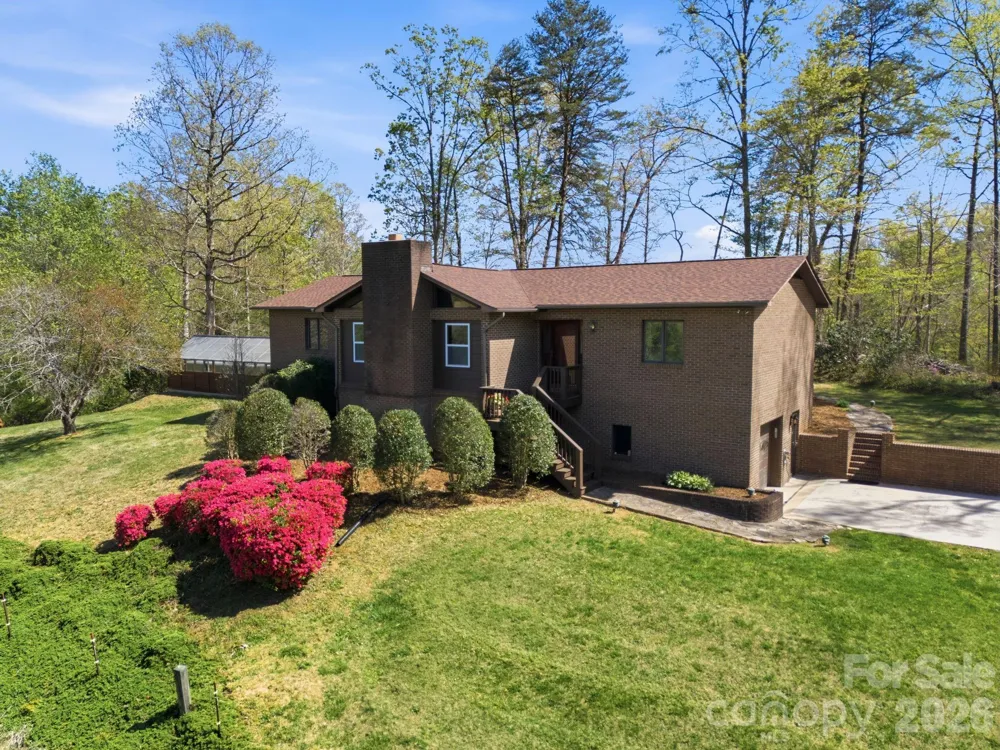 573 & 577 Randolph Road Marion, NC 28752