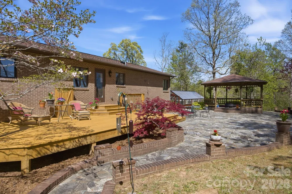 573 & 577 Randolph Road Marion, NC 28752