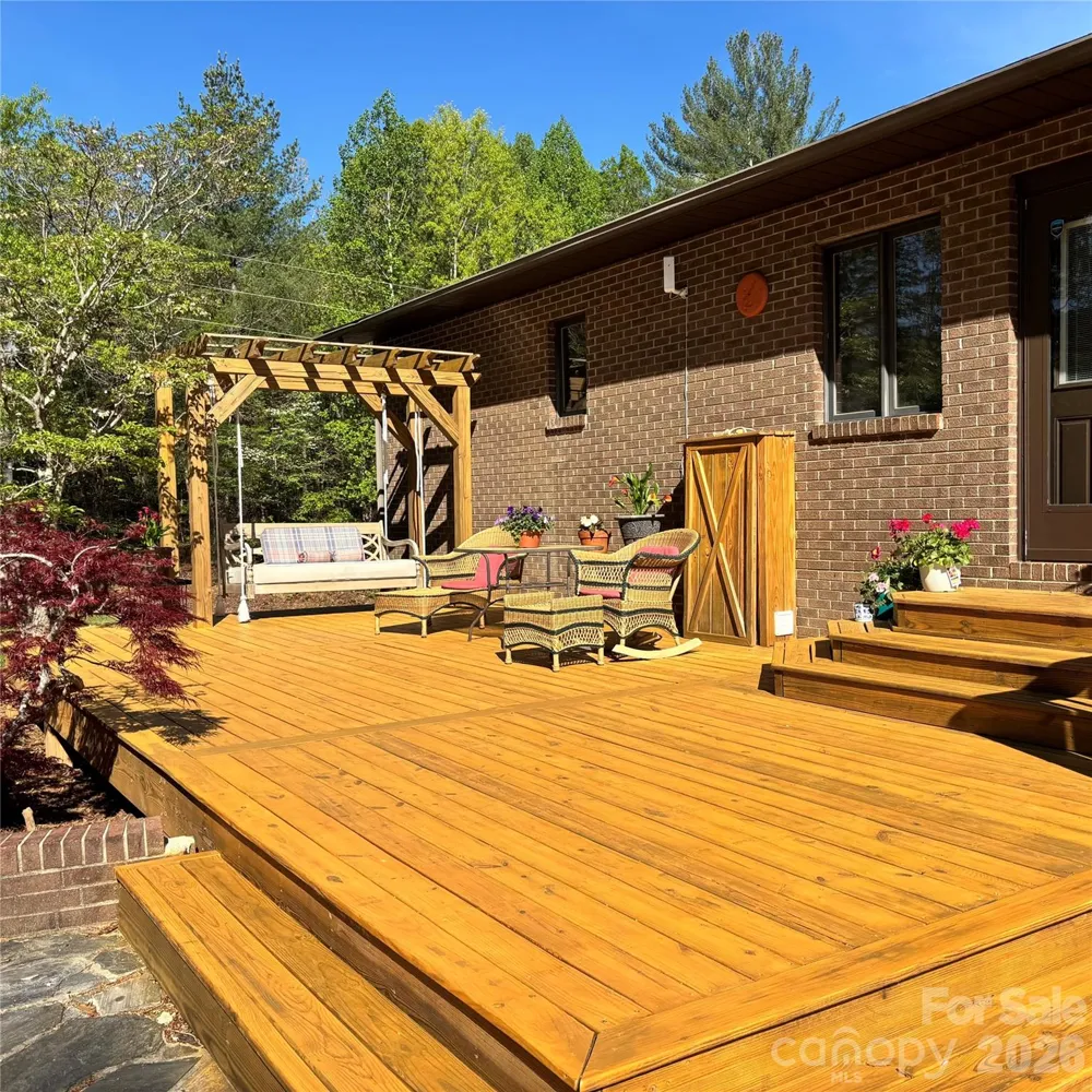 573 & 577 Randolph Road Marion, NC 28752