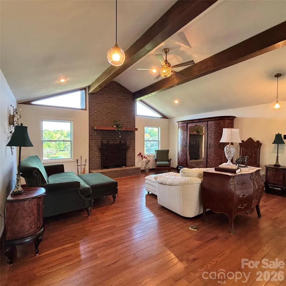 573 & 577 Randolph Road Marion, NC 28752