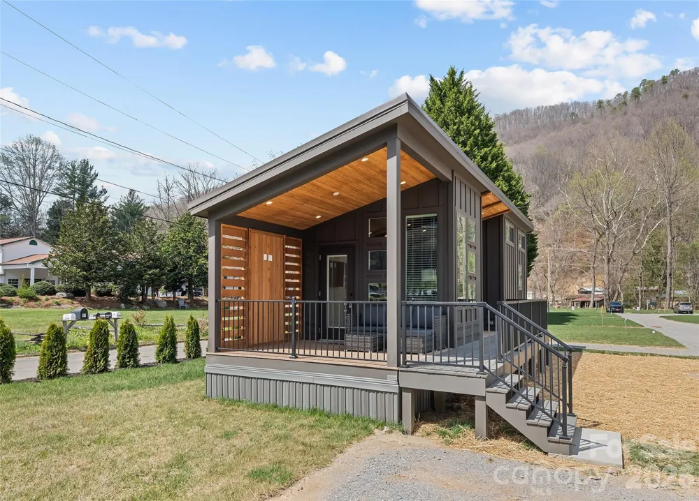 25 Getaway Lane #1 Maggie Valley, NC 28751
