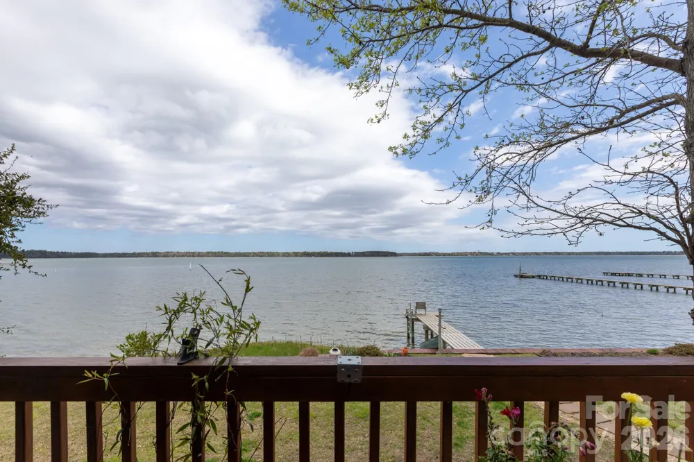 211 Fannie Creek Lane Sneads Ferry, NC 28460