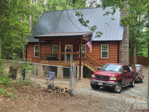 111 Little John Lane
