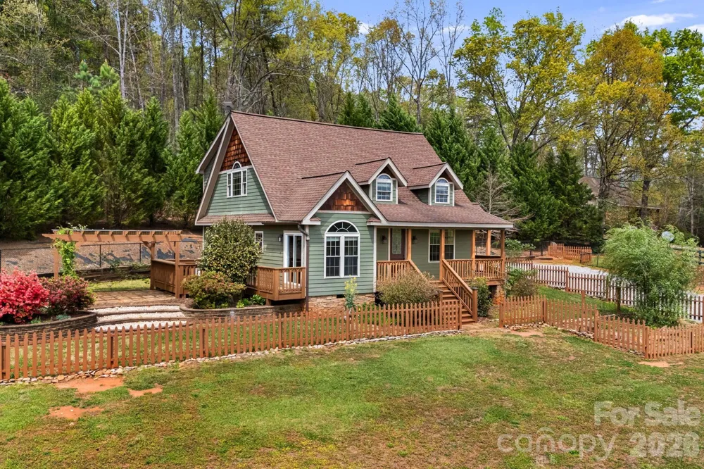 2011 Edgerton Road Mill Spring, NC 28756