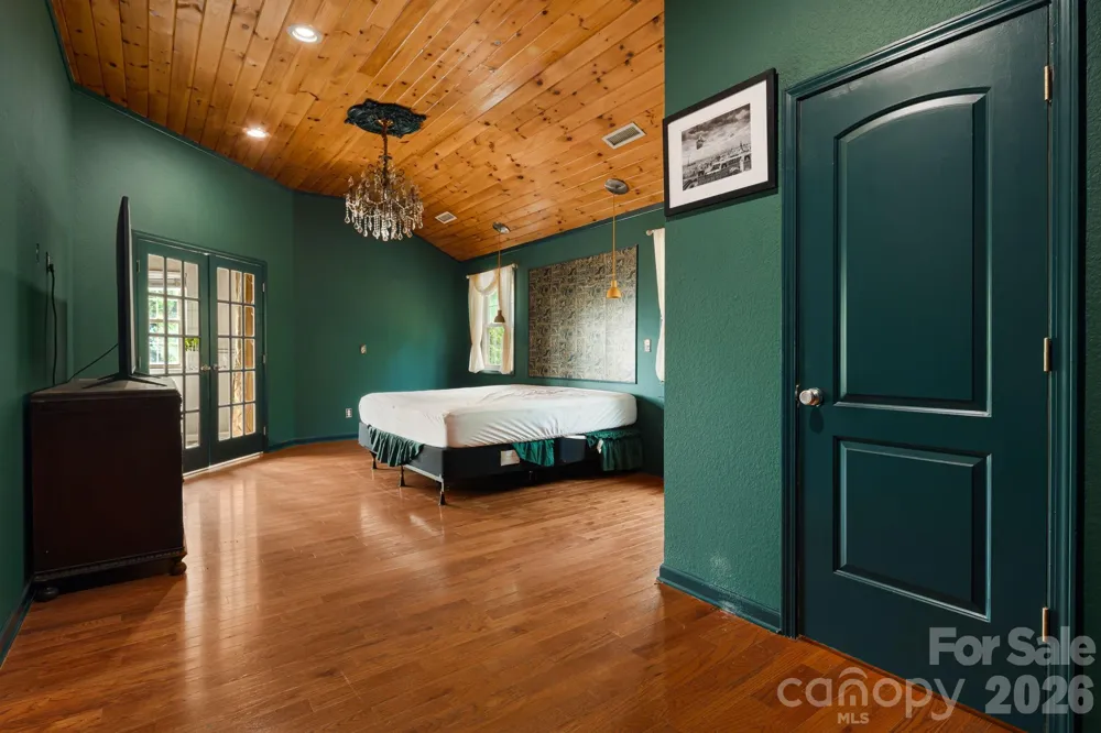 2011 Edgerton Road Mill Spring, NC 28756