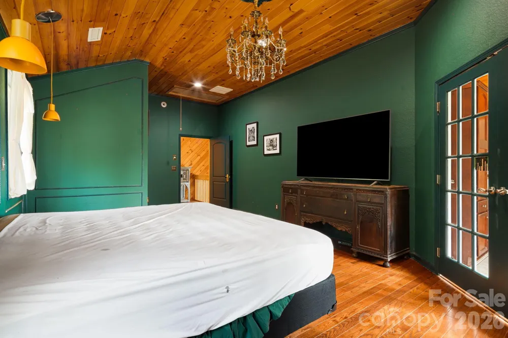 2011 Edgerton Road Mill Spring, NC 28756