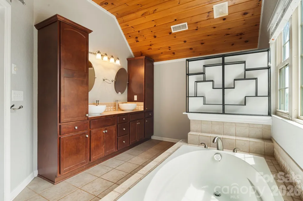 2011 Edgerton Road Mill Spring, NC 28756