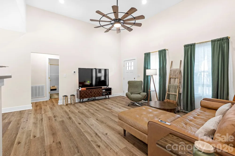 2462 Shoal Road Crouse, NC 28033