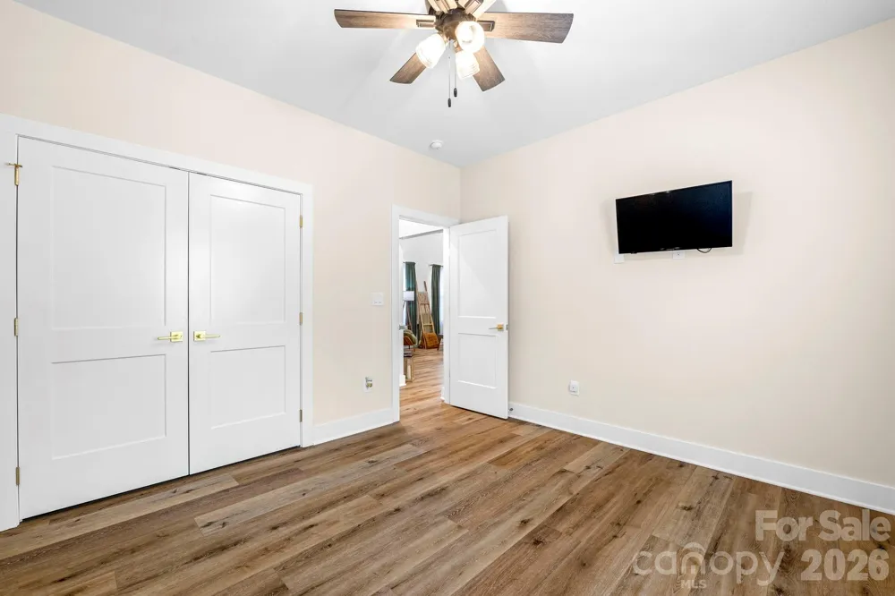2462 Shoal Road Crouse, NC 28033