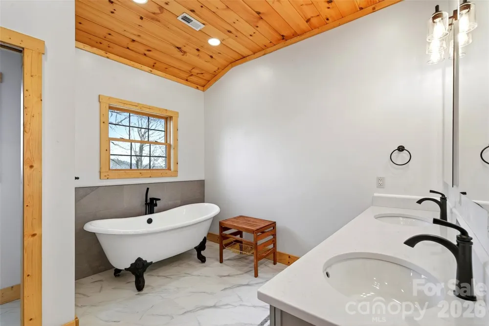 501 Wolf Pen Cliffs Road #1003 Old Fort, NC 28762
