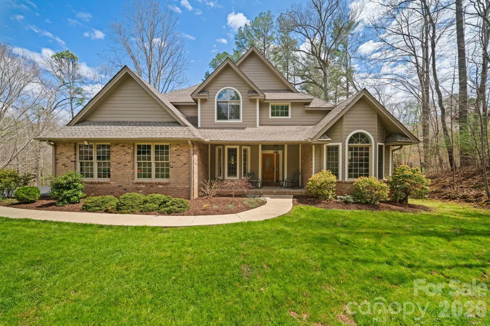 104 Black Hawk Ridge Weaverville, NC 28787