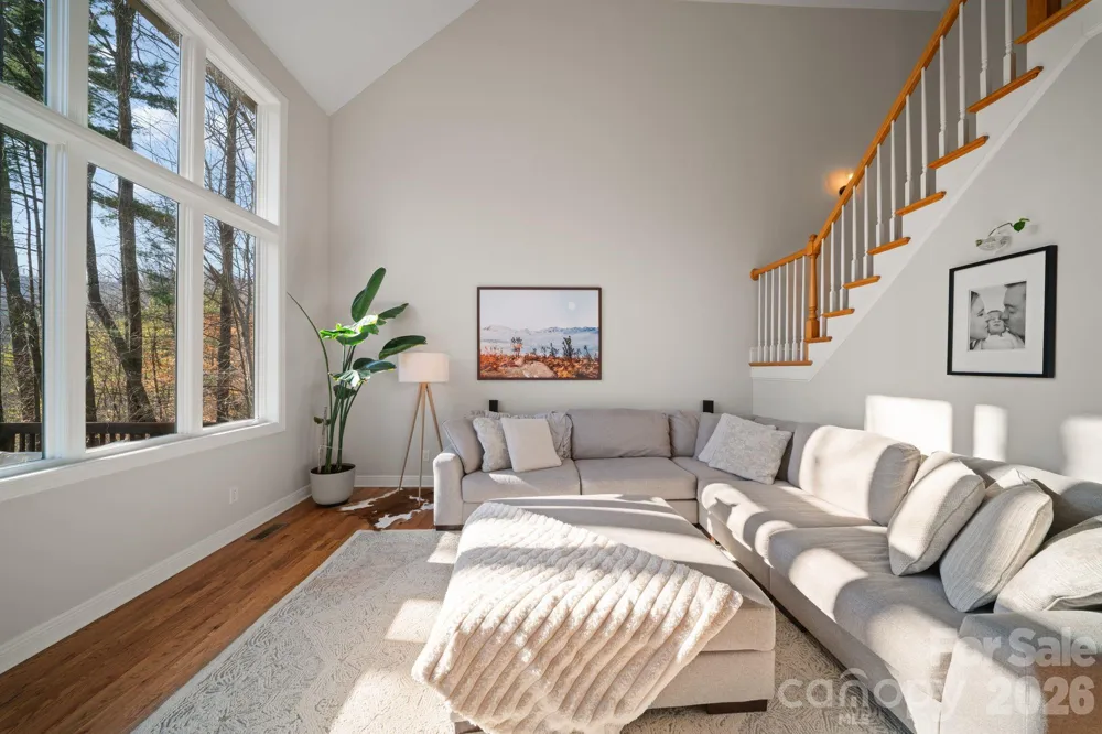 104 Black Hawk Ridge Weaverville, NC 28787