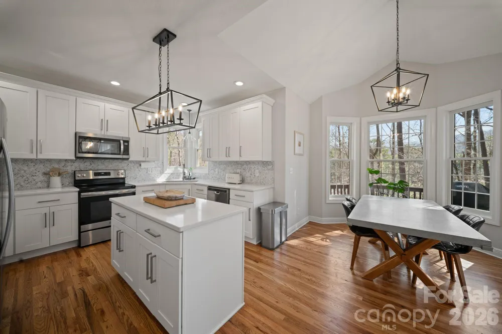 104 Black Hawk Ridge Weaverville, NC 28787
