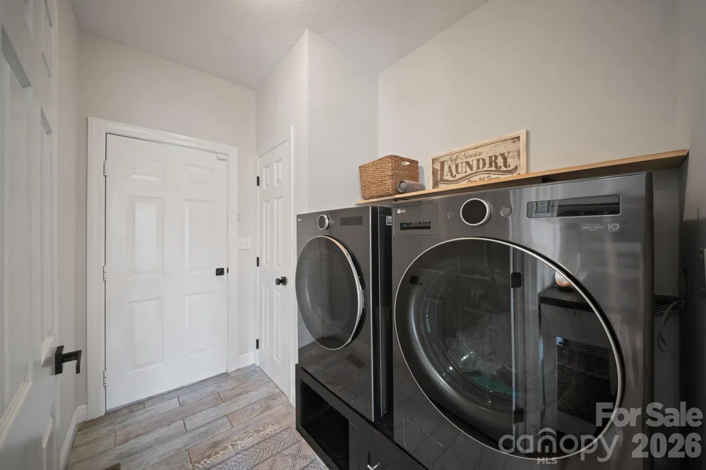 104 Black Hawk Ridge Weaverville, NC 28787