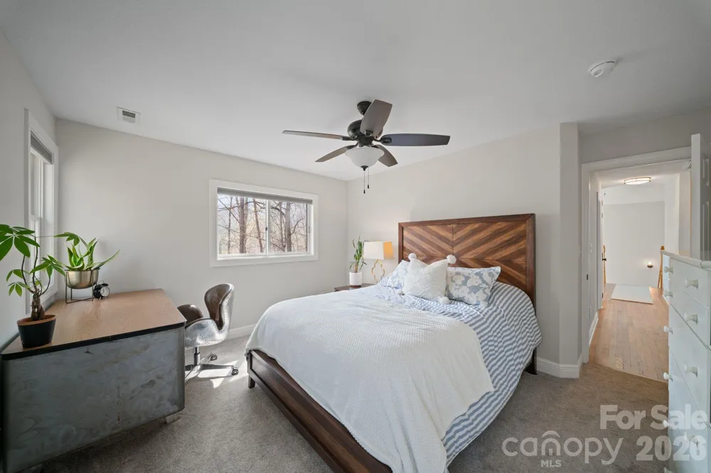 104 Black Hawk Ridge Weaverville, NC 28787