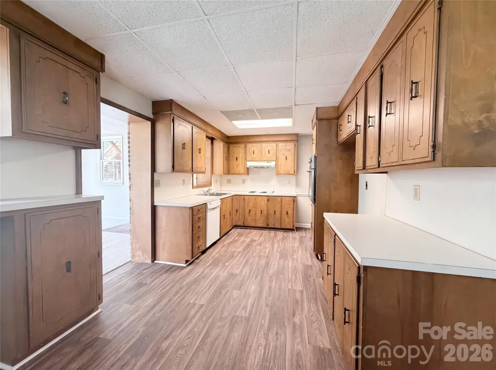 706 Crescent Drive Cherryville, NC 28021