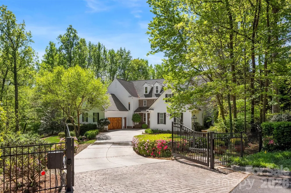 3729 Eaglebrook Drive Gastonia, NC 28056