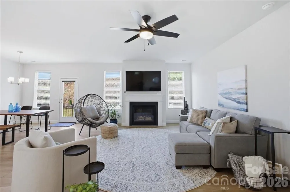 602 Banter Lane Cramerton, NC 28032