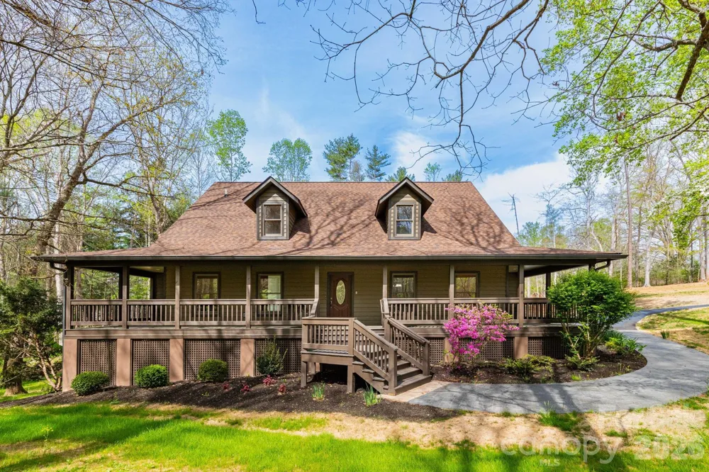 68 Sigmon Road Fletcher, NC 28732
