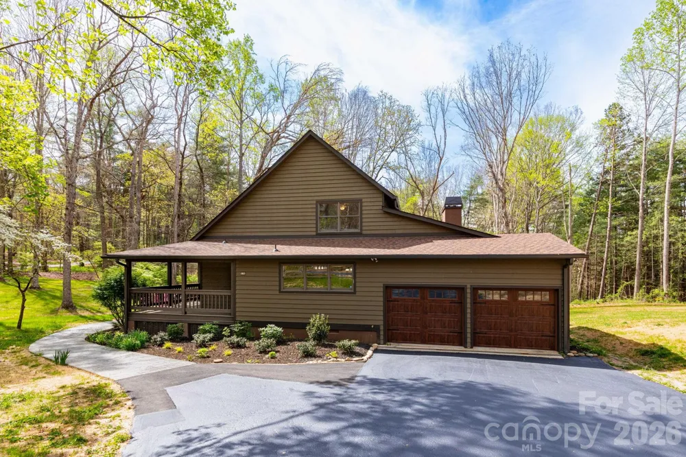 68 Sigmon Road Fletcher, NC 28732