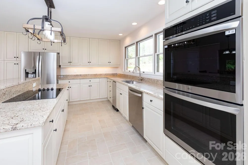 68 Sigmon Road Fletcher, NC 28732