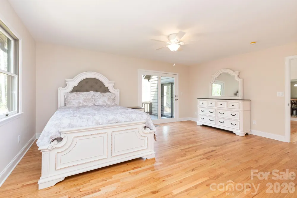 68 Sigmon Road Fletcher, NC 28732