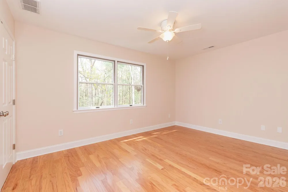 68 Sigmon Road Fletcher, NC 28732
