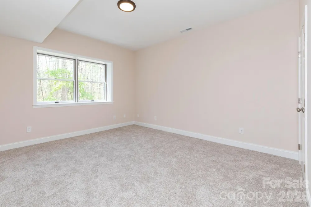 68 Sigmon Road Fletcher, NC 28732