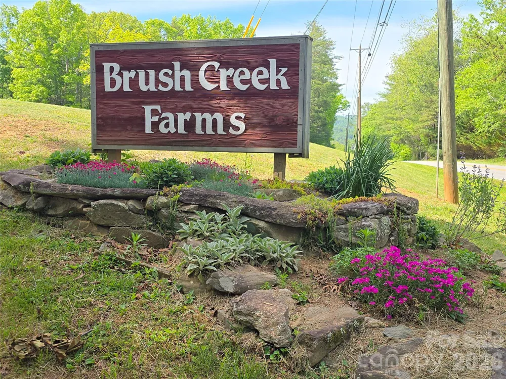 68 Sigmon Road Fletcher, NC 28732