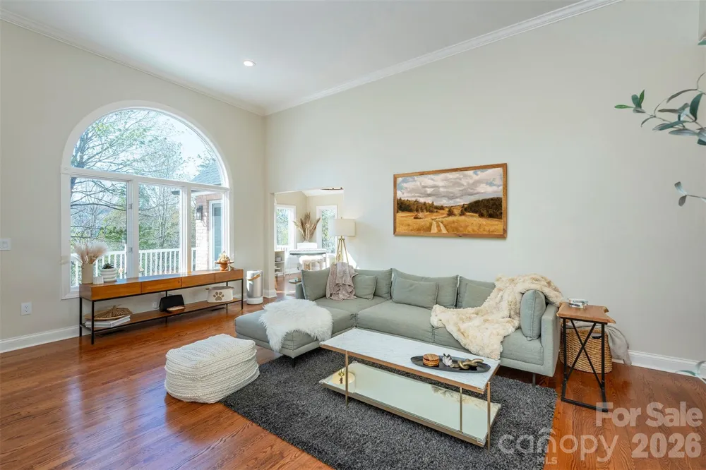 11 High Meadow Drive Weaverville, NC 28787