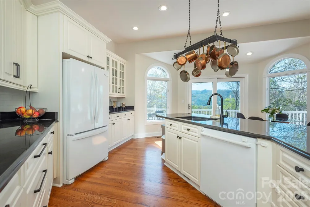 11 High Meadow Drive Weaverville, NC 28787