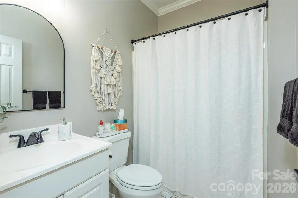 11 High Meadow Drive Weaverville, NC 28787