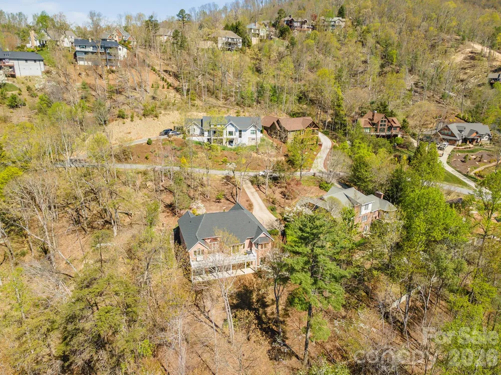 11 High Meadow Drive Weaverville, NC 28787