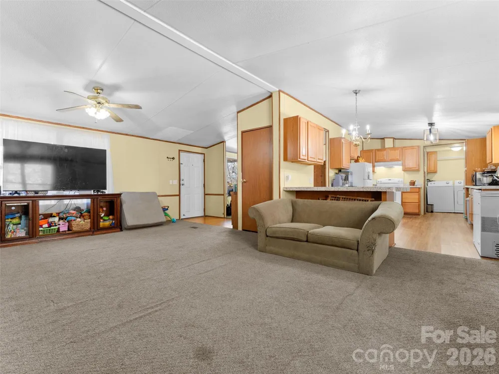 301 Matthew Lane Canton, NC 28716