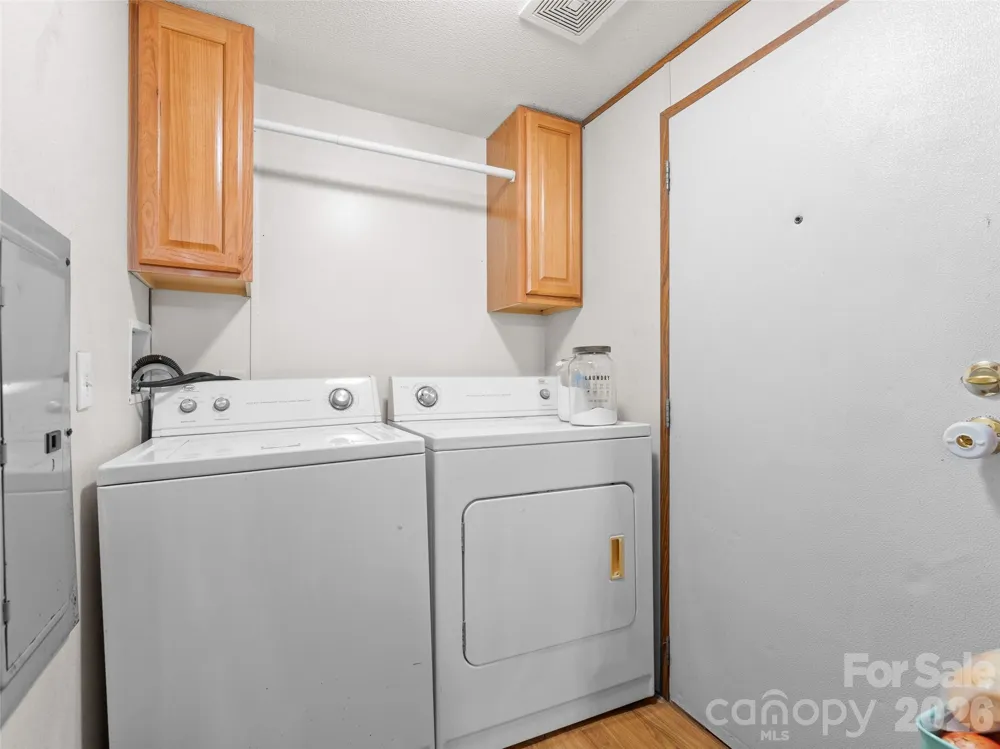 301 Matthew Lane Canton, NC 28716